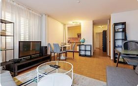 5-Mins Walk To Zurich Main Station - City Center